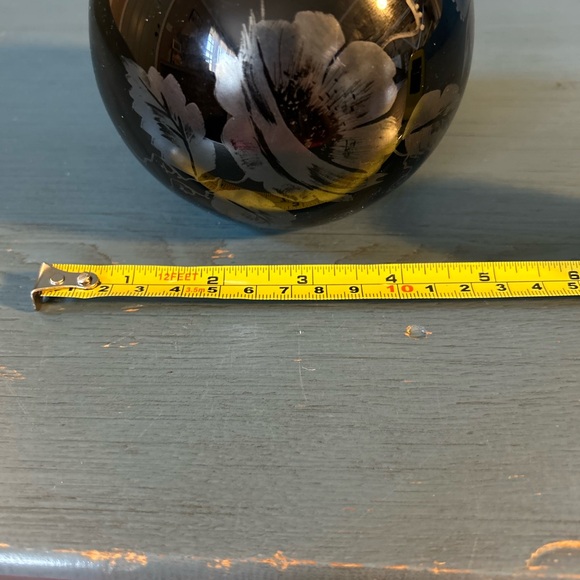 Fenton Black Ebony Amethyst Bowl Vase HP Silver Floral Poppies Signed Vintage - Picture 7 of 8